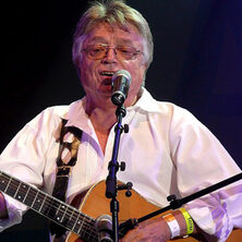 Sz&ouml;r&eacute;nyi Levente