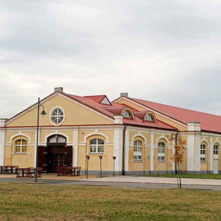 Lovarda Egyetemi Kult&uacute;r&aacute;lis &eacute;s Konferencia K&ouml;zpont